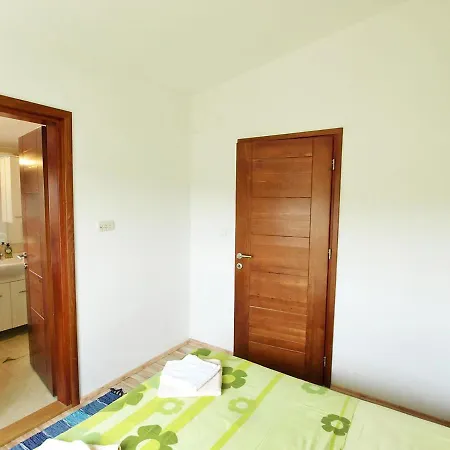 Holiday Luka Сasa de vacaciones Mali Iž